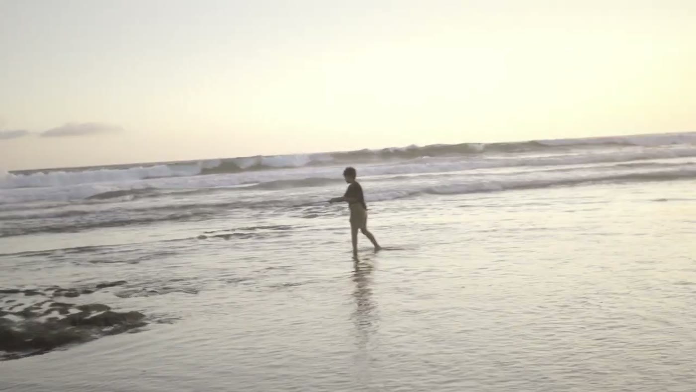 Still from Bocah Sampah